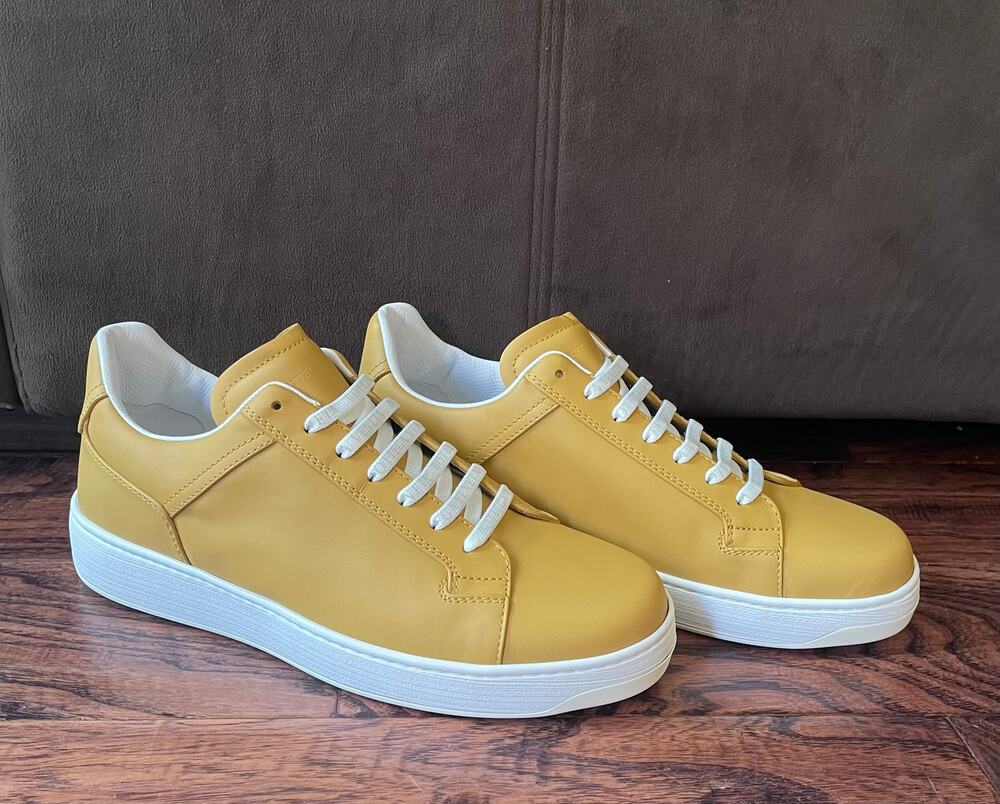 $895 NIB Bottega Veneta Yellow Leather Low Top Sneakers Size 11(44)